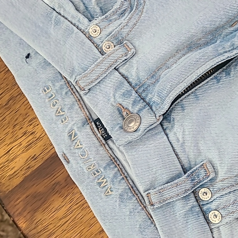 American Eagle Womens 6 Curvey Straight Light Wash - Picture 4 of 6